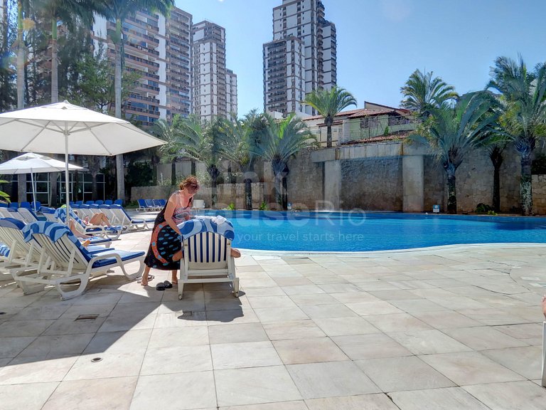 Linkhouse Rio: SEU FLAT COM VARANDA E VISTA NA QUADRA DA PRA