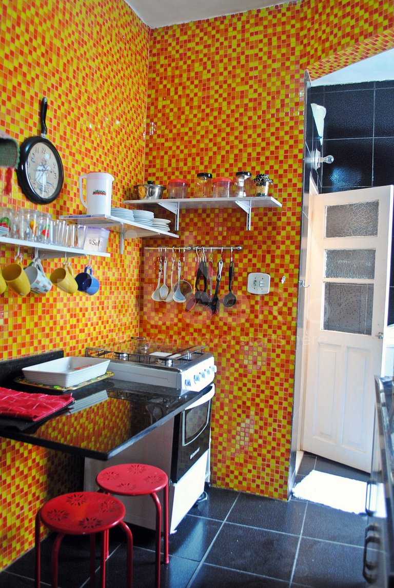 Linkhouse - COLORIDO E ACONCHEGANTE APARTAMENTO NO CORAÇÃO D