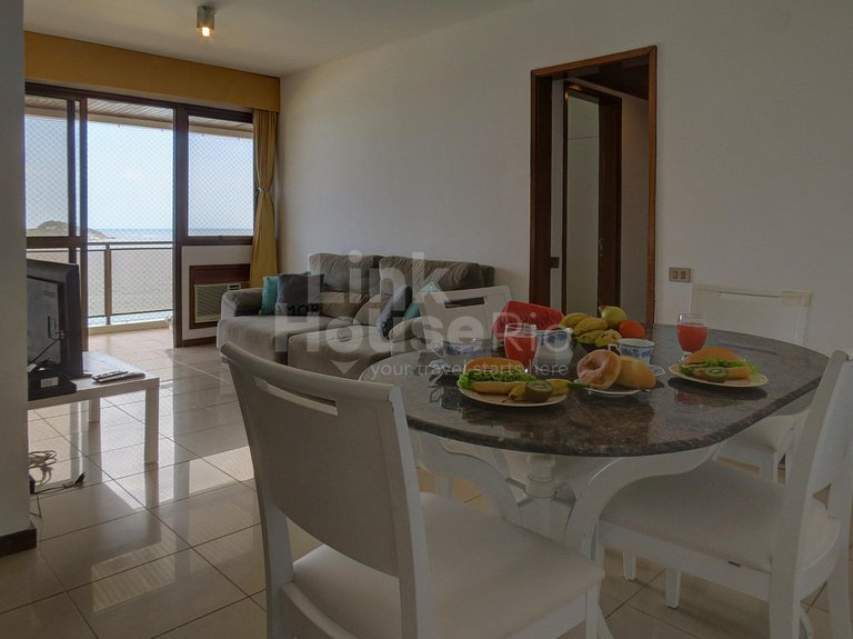 Apart Hotel & Fantastic Beach View 2-BDR - B1-002