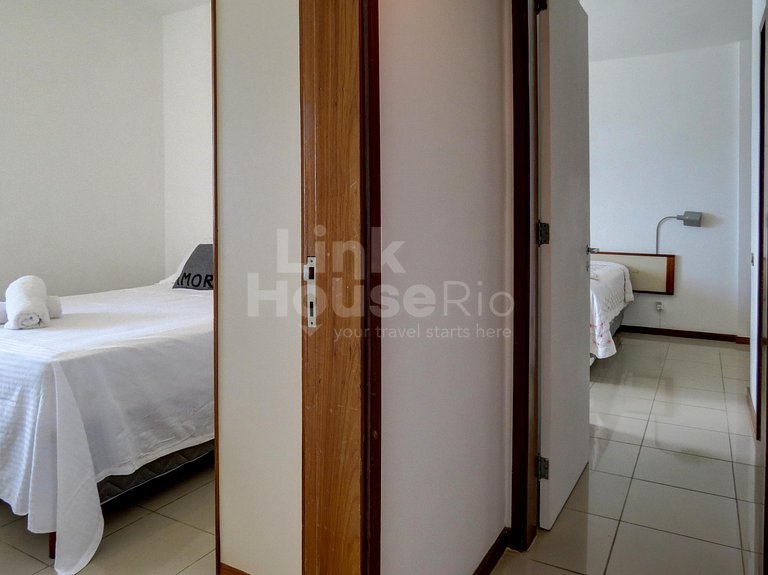 Apart Hotel & Fantastic Beach View 2-BDR - B1-002