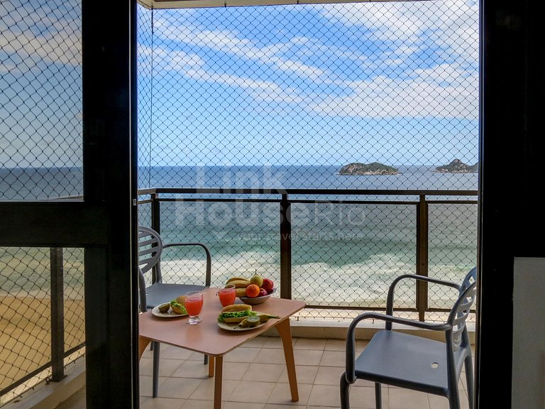Apart Hotel & Fantastic Beach View 2-BDR - B1-002