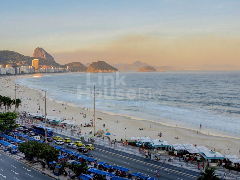 Luxury Beach Front 3 Bdr. in Copacabana C11-001*