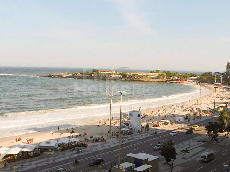 Vista al Mar Increíble y Mucho Confort en Copacabana C11-001