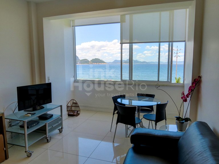 Maravilhoso apartamento Frontal Mar Copacabana C1-0025