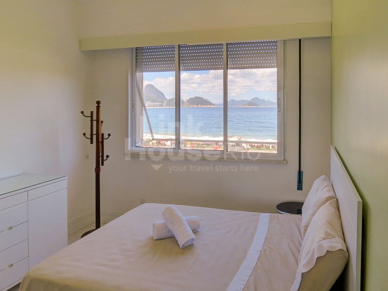 Maravilhoso apartamento Frontal Mar Copacabana C1-0025