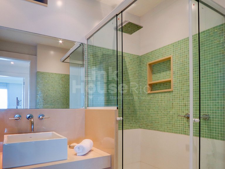 Maravilhoso apartamento Frontal Mar Copacabana C1-0025