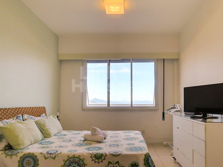Maravilhoso apartamento Frontal Mar Copacabana C1-0025