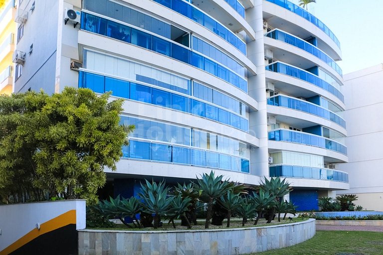 Front Beach Boutique 2-Suites in Barra B11-003
