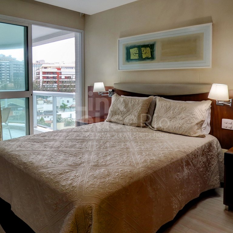 Linkhouse Rio: SEU FLAT COM VARANDA E VISTA NA QUADRA DA PRA