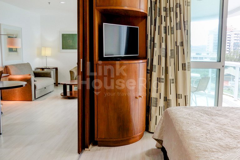 Linkhouse Rio: SEU FLAT COM VARANDA E VISTA NA QUADRA DA PRA
