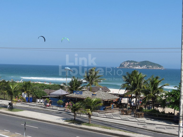 Vista Mar e Muito Confort no Melhor Ponto da Barra B1-0027