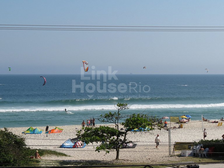 Vista Mar e Muito Confort no Melhor Ponto da Barra B1-0027