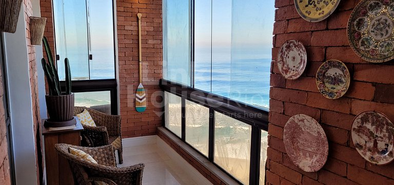 Vista Mar e Arquitetura Estilosa para suas ferias de luxo B1