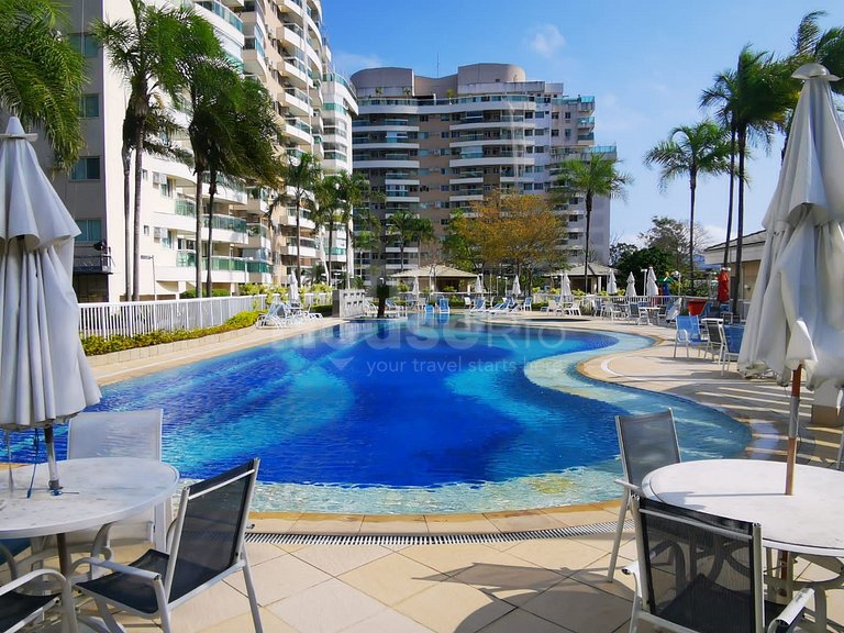 Cobertura com Piscina e Churrasqueira no Sunday Resort R1001