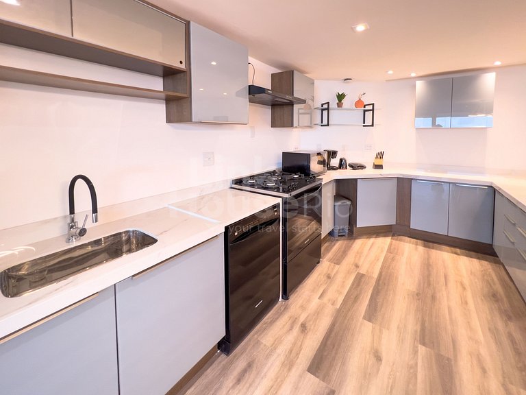 Luxury With Incredible Sea View B11-0013