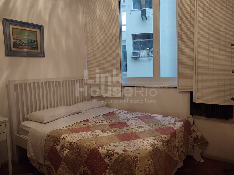 Economic & Cosy 3-BDR Copacabana C2-001