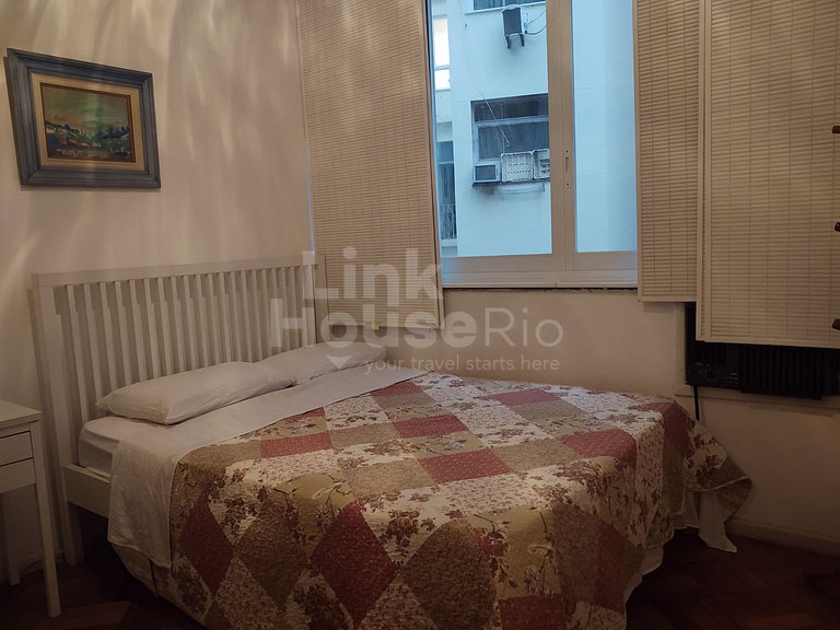 Economic & Cosy 3-BDR Copacabana C2-001