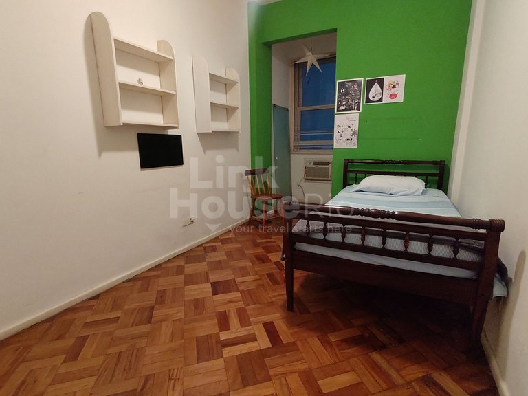 Economic & Cosy 3-BDR Copacabana C2-001