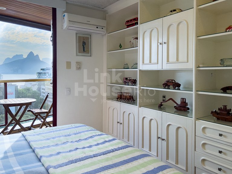 Your VIP cabin at Ipanema sunset A1-009