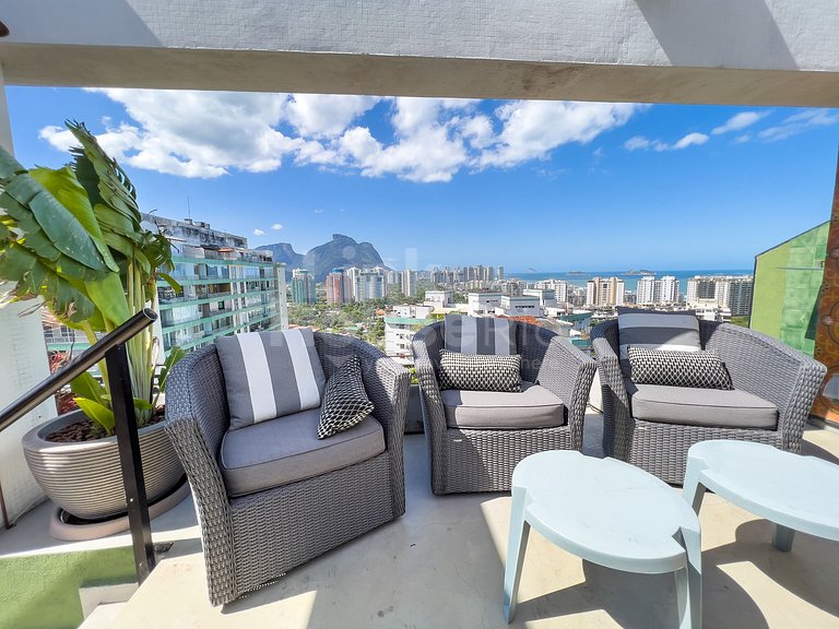 Maravilhosa Cobertura com Vista Panorâmica, Piscina e varand
