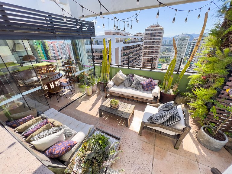 Maravilhosa Cobertura com Vista Panorâmica, Piscina e varand