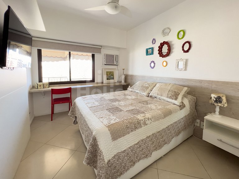Aconchegante Flat com Varanda Grande e Vista Linda da Barra