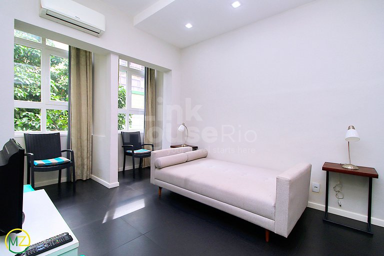 Linkhouse - CHARMOSO APT POSTO 5 COPACABANA #C2-0048