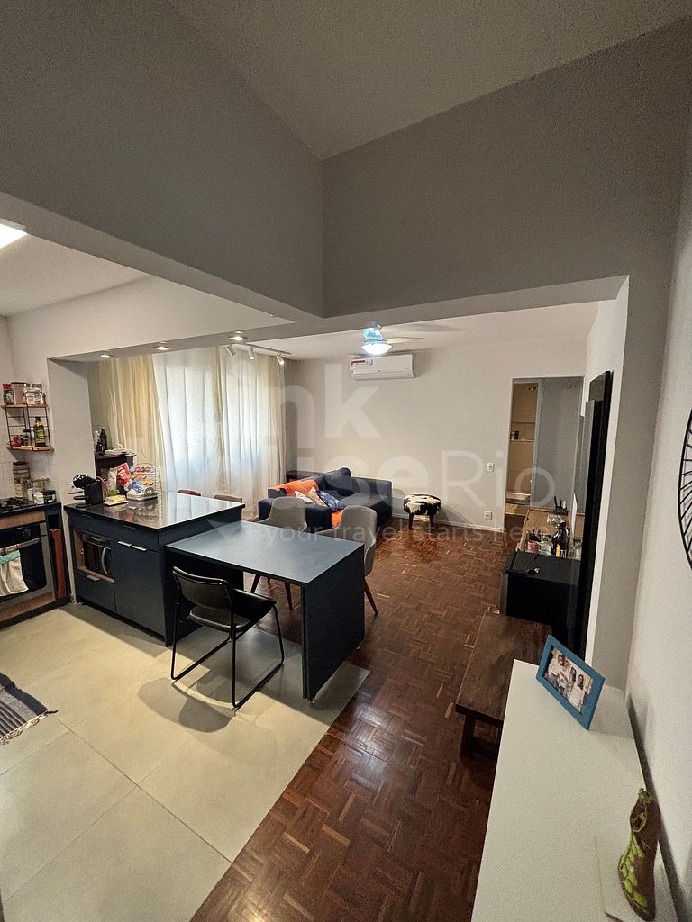 Recém reformado no coração de Copacabana C1-0031