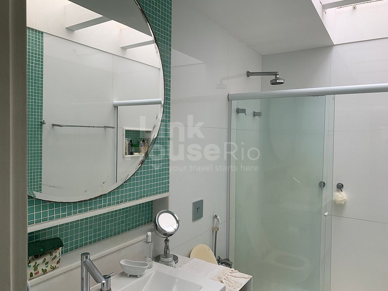 Cobertura Duplex com piscina e Vista Mar B11-0018