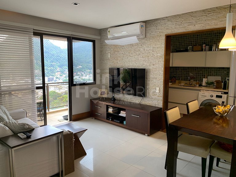 Cobertura Duplex com piscina e Vista Mar B11-0018