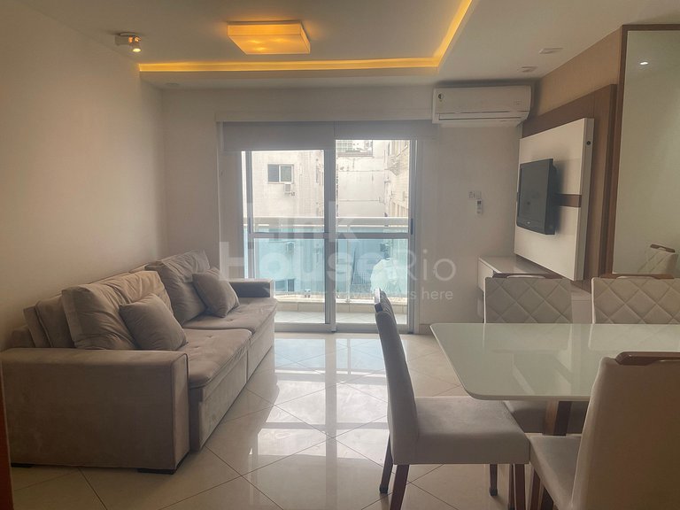 Apartamento na melhor localização da Praia do Pepe B1-0033