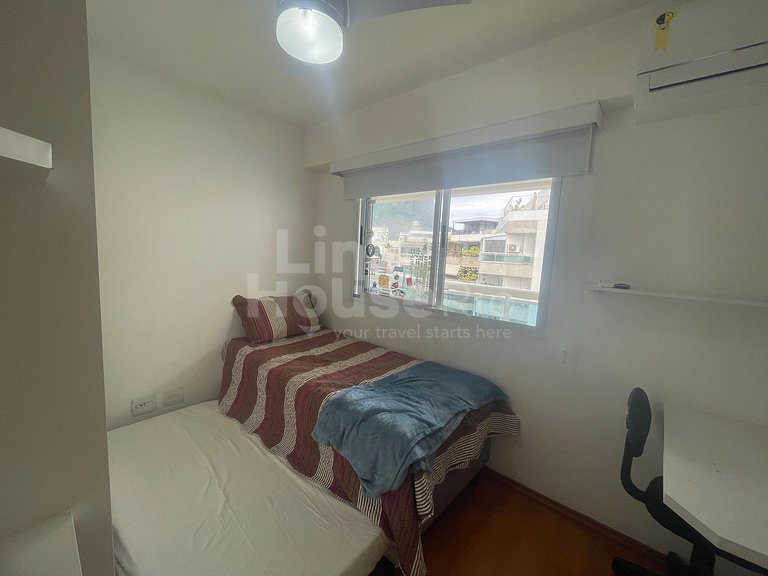 Apartamento na melhor localização da Praia do Pepe B1-0033