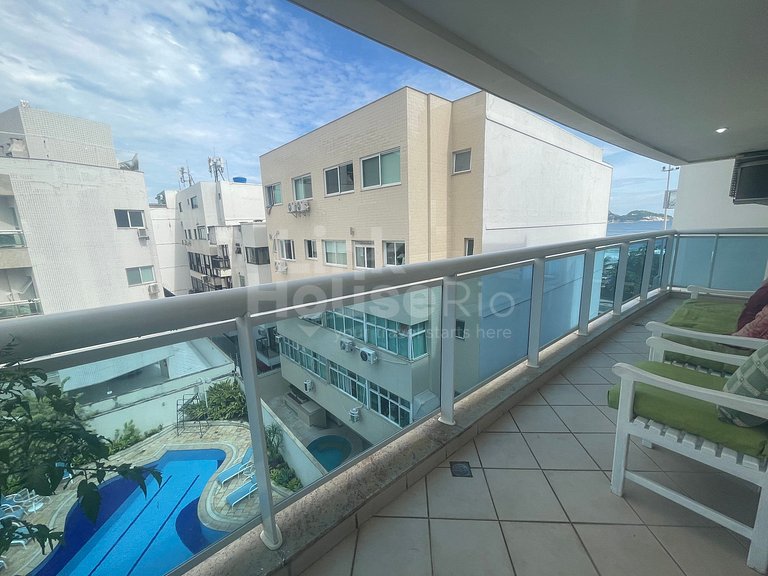Apartamento na melhor localização da Praia do Pepe B1-0033