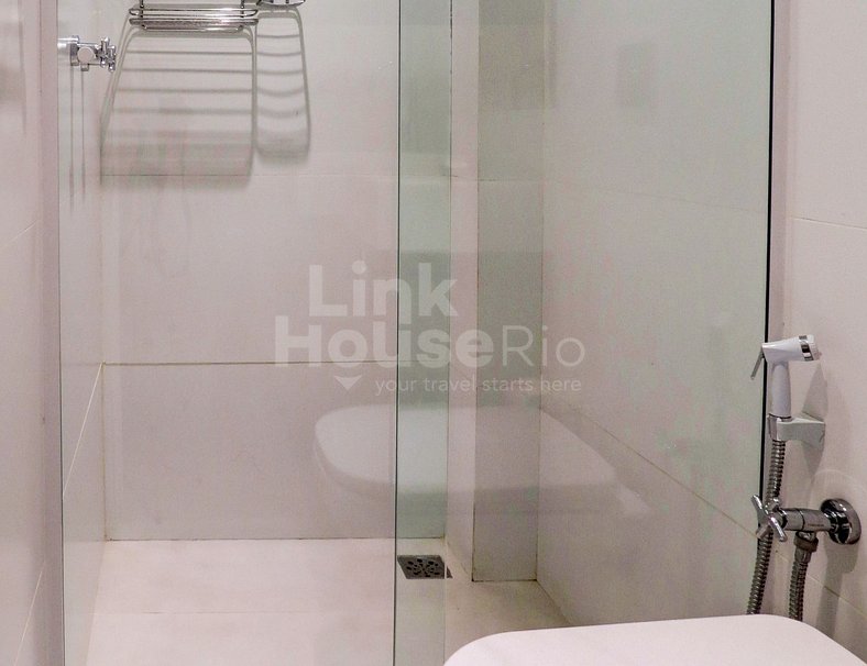 LinkHouse - MARAVILHOSO APARTAMENTO FRONTAL MAR COPACABANA #